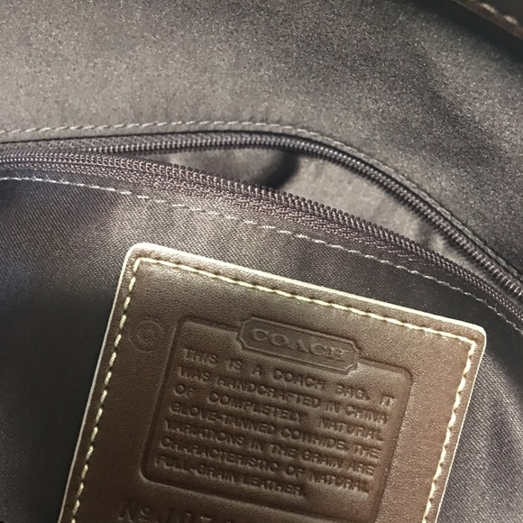 Coach medium size handbag great condition - Picture 4 of 4